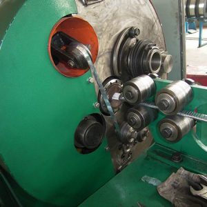 Corrugated Interlock Armoring Machine