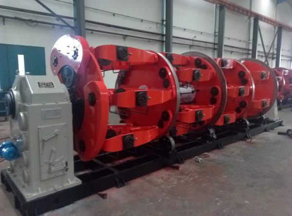 Steel wire Armoring Machine